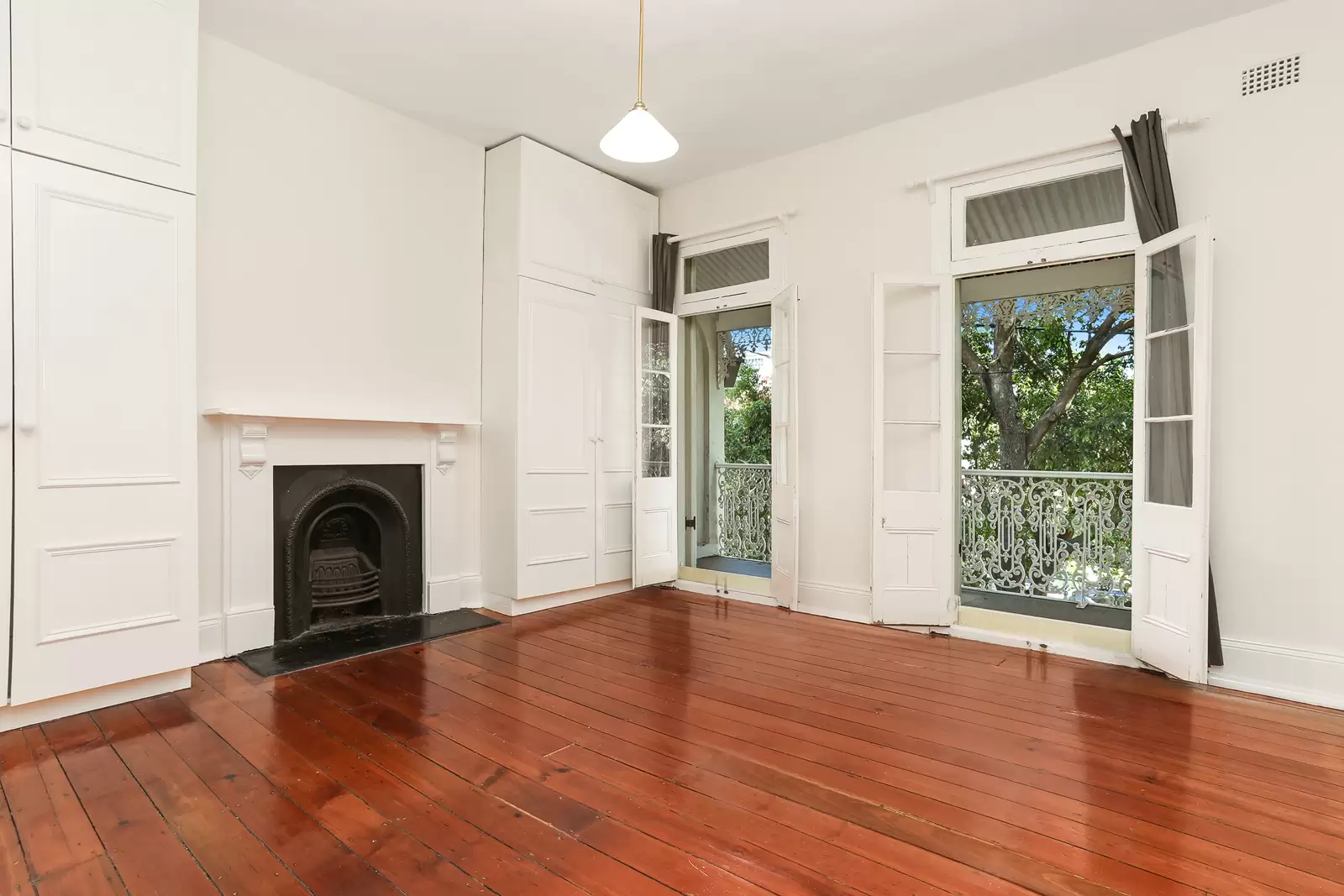 54 Stewart Street, Paddington Leased by Bradfield Badgerfox - image 1