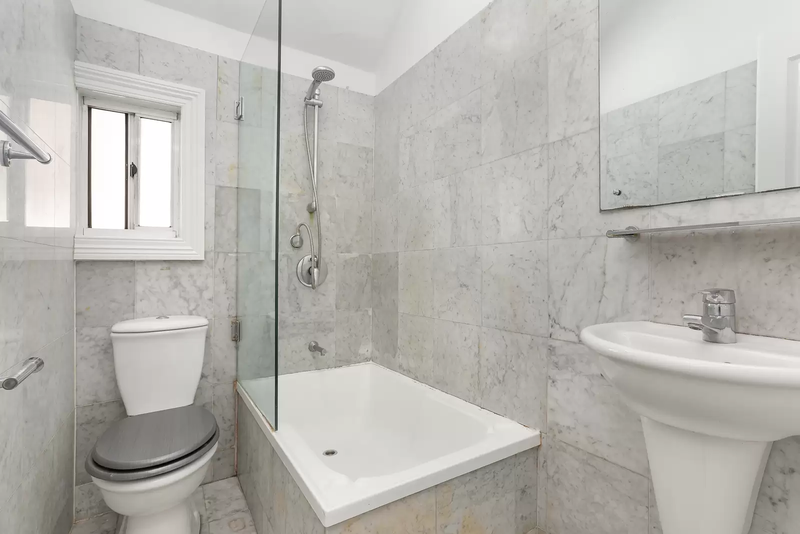 54 Stewart Street, Paddington Leased by Bradfield Badgerfox - image 1