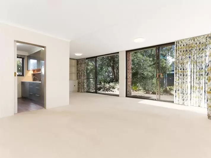 1/37 Fitzroy Street, Kirribilli Leased by Bradfield Badgerfox - image 1