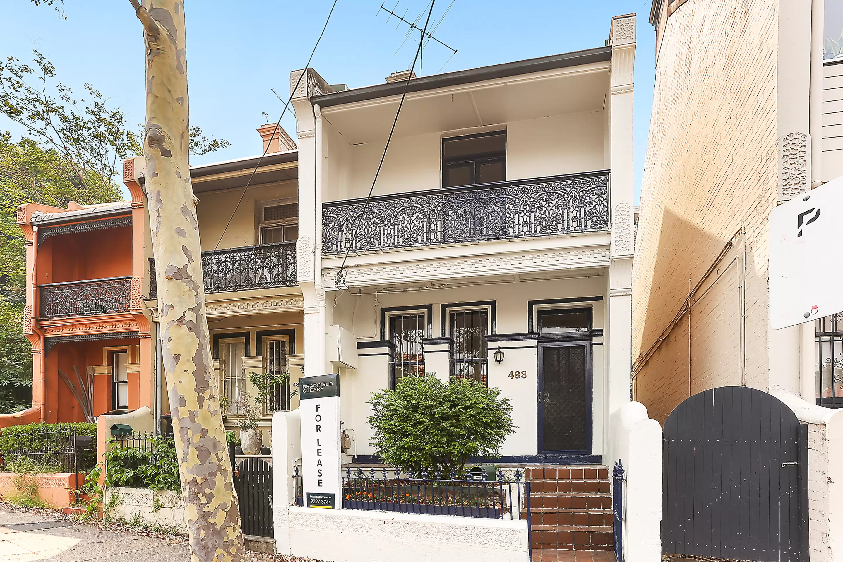 483 Glenmore Road, Edgecliff Leased by Bradfield Badgerfox - image 1