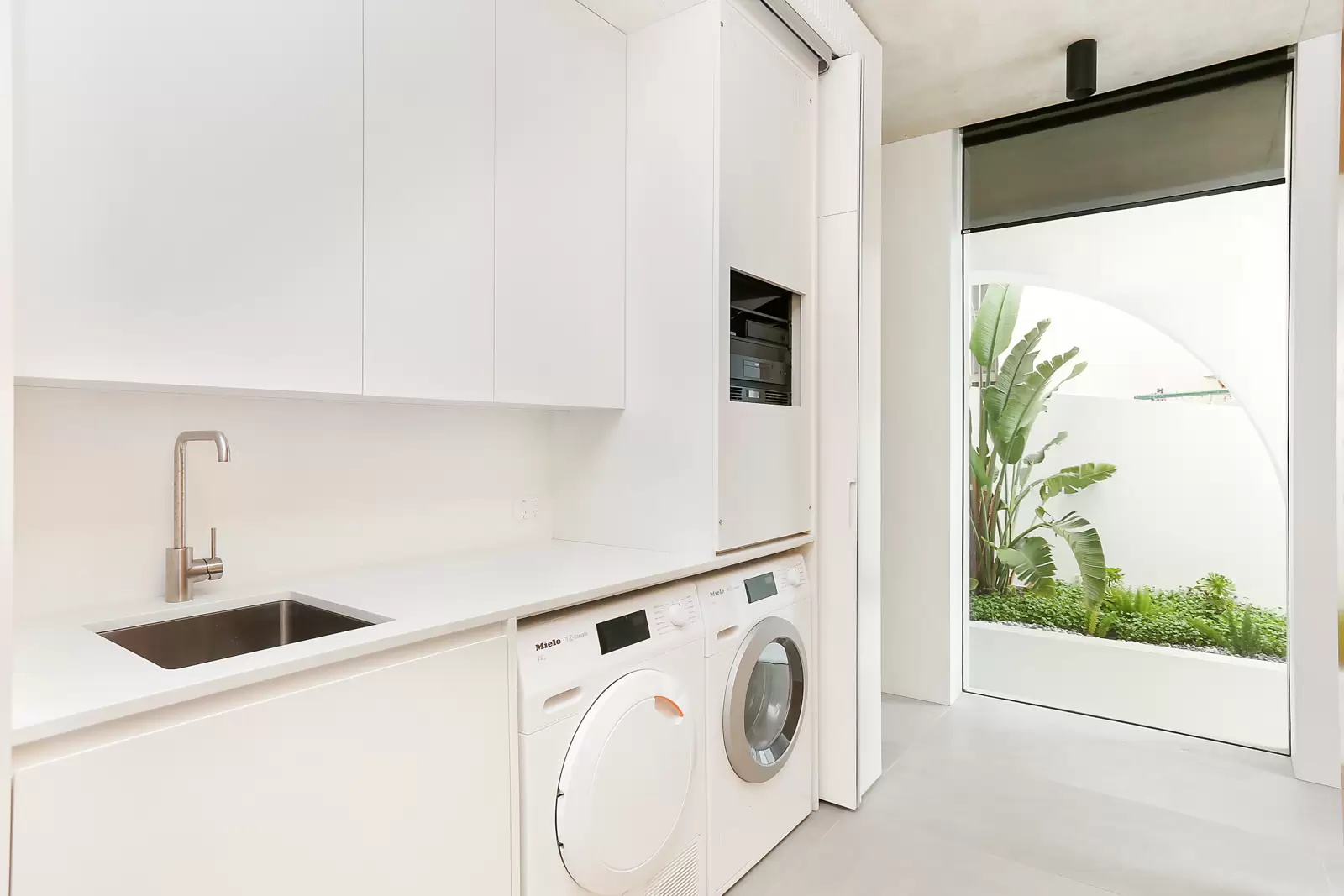 3A Hampden Avenue, Darling Point Leased by Bradfield Badgerfox - image 1