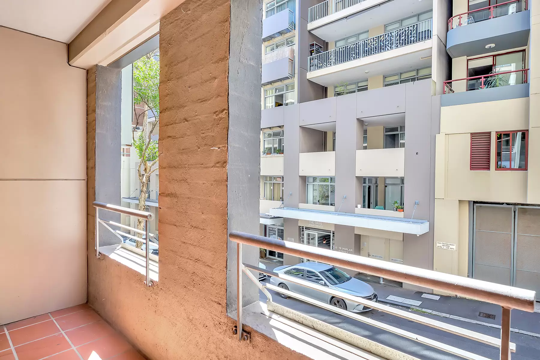 202/1 Poplar Street, Surry Hills Leased by Bradfield Badgerfox - image 1