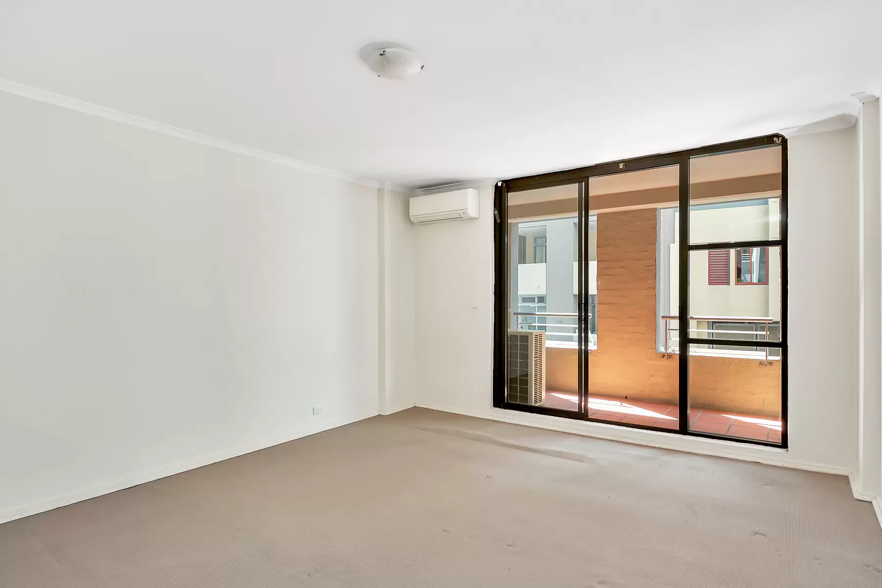 202/1 Poplar Street, Surry Hills Leased by Bradfield Badgerfox - image 1