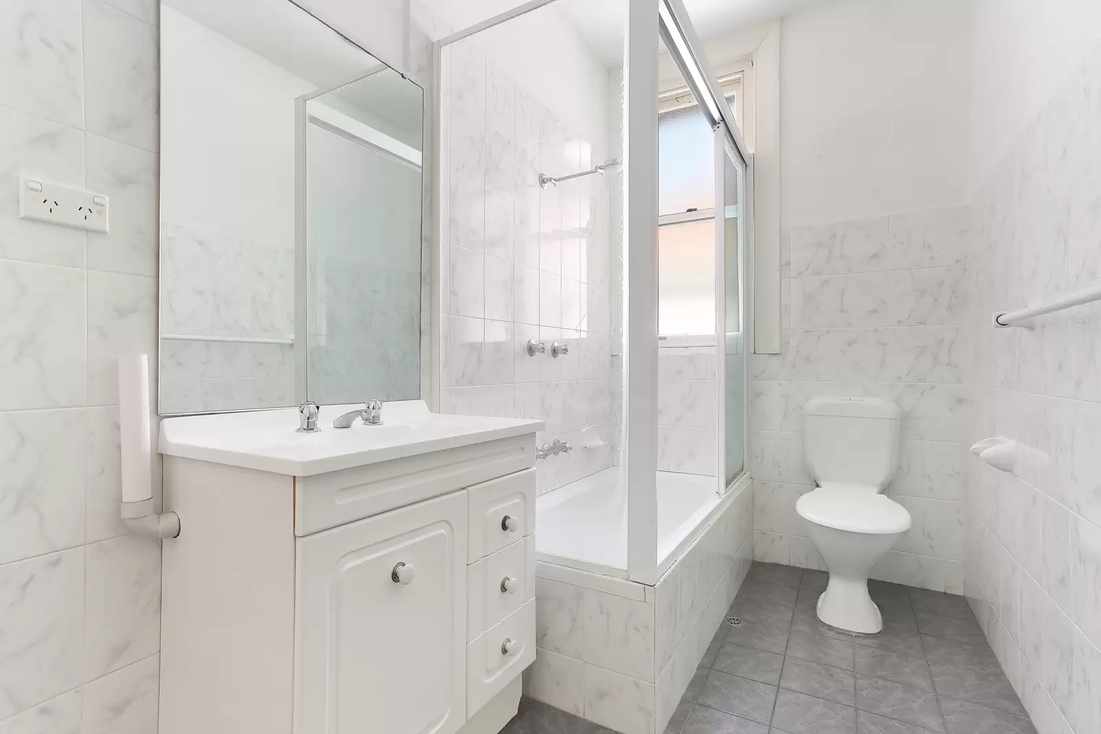 2/35 New Beach Road, Darling Point Leased by Bradfield Badgerfox - image 1