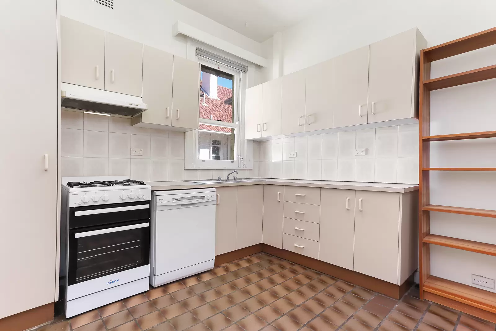 2/35 New Beach Road, Darling Point Leased by Bradfield Badgerfox - image 1