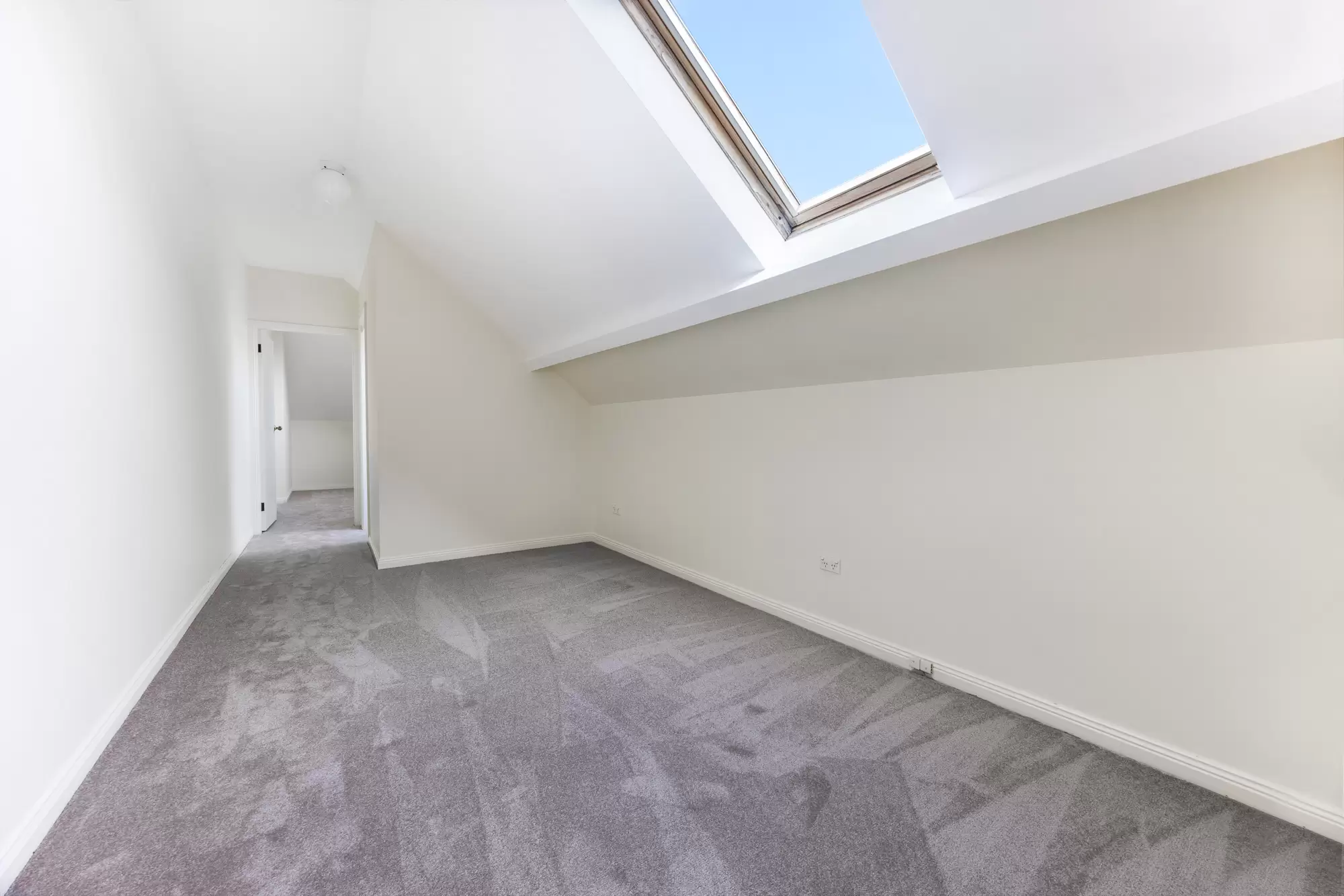 2/35 New Beach Road, Darling Point For Lease by Bradfield Badgerfox - image 1