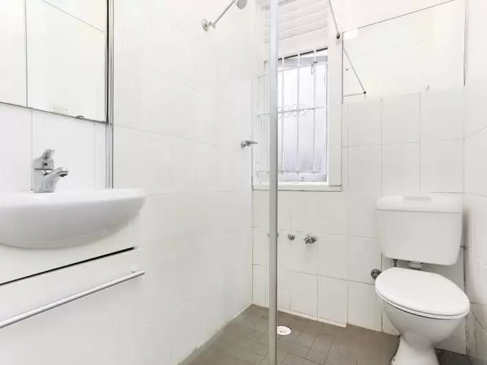 1/53 Moore Park Road, Centennial Park Leased by Bradfield Badgerfox - image 1
