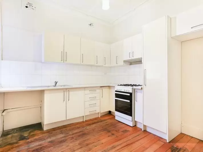 1/53 Moore Park Road, Centennial Park Leased by Bradfield Badgerfox - image 1