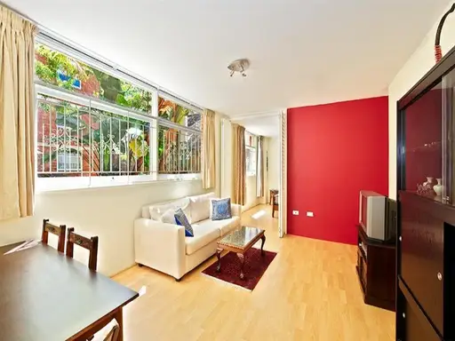 5/52 Darling Point Road, Darling Point Sold by Bradfield Badgerfox