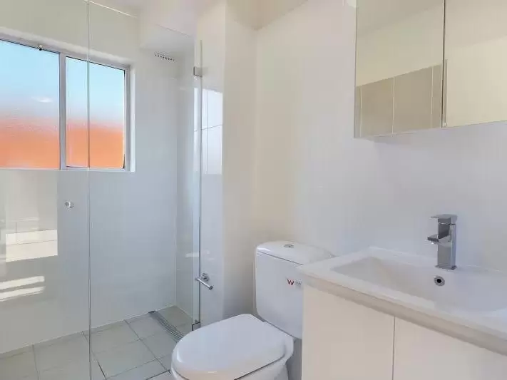 4/29-31 Coogee Street, Randwick Leased by Bradfield Badgerfox - image 1