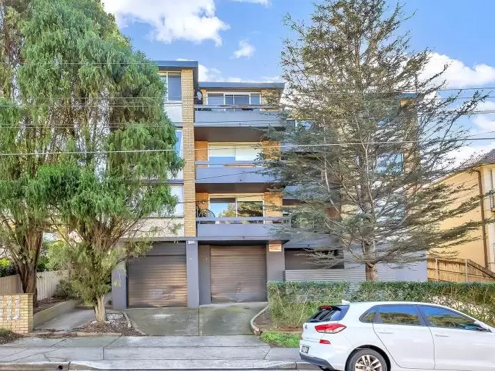 4/29-31 Coogee Street, Randwick Leased by Bradfield Badgerfox - image 1
