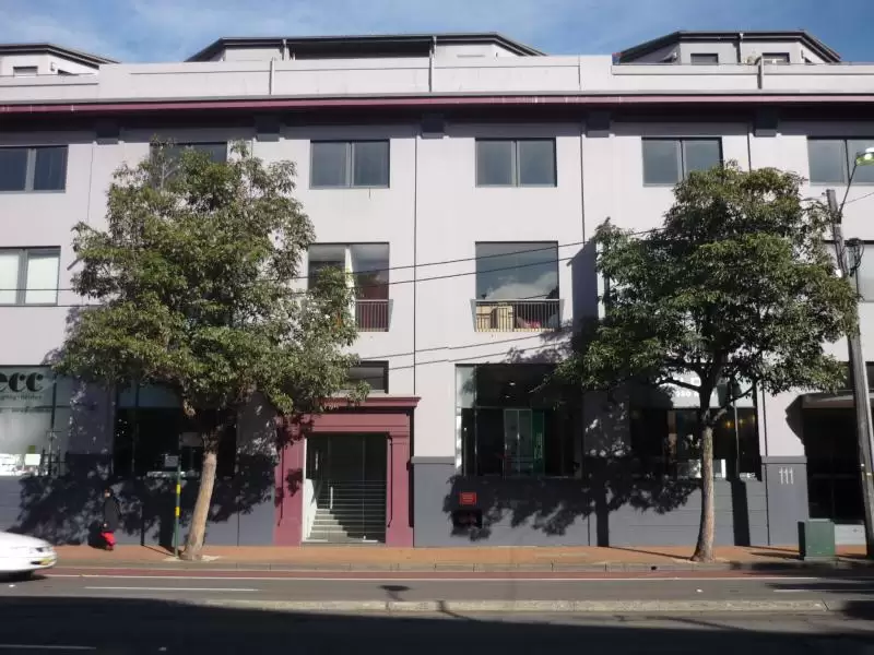 2/99 Flinders Street, Surry Hills Leased by Bradfield Badgerfox - image 1
