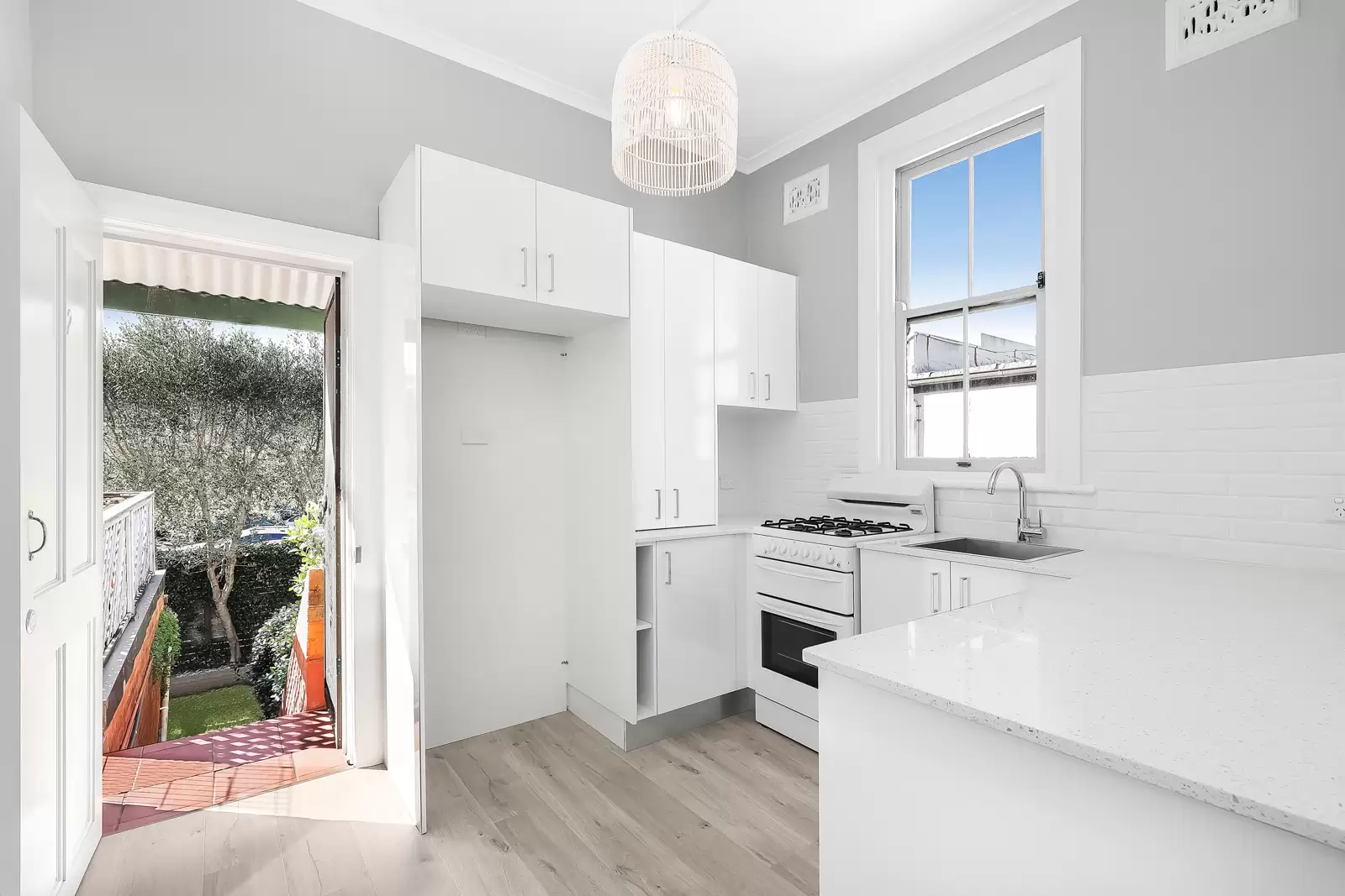 2/260-264 Bronte Road, Bronte For Lease by Bradfield Badgerfox - image 1