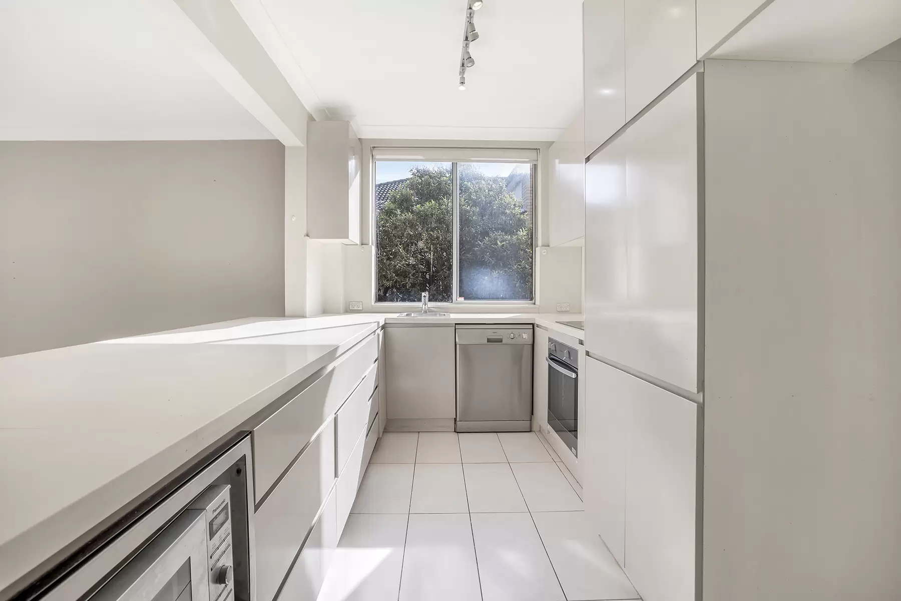 4/5 Onslow Street, Rose Bay For Lease by Bradfield Badgerfox - image 1