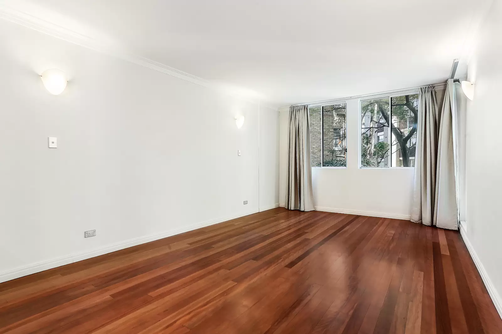 305/2-6 Birtley Place, Elizabeth Bay Leased by Bradfield Badgerfox - image 1