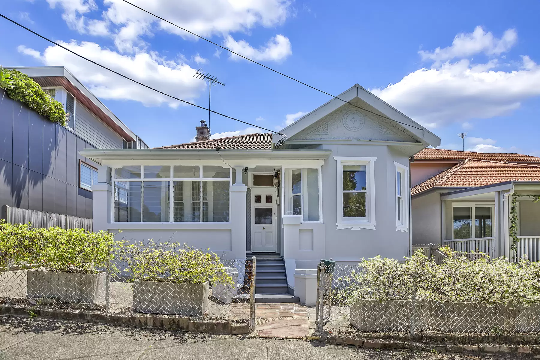 8 Carter Street, Bronte Leased by Bradfield Badgerfox - image 1