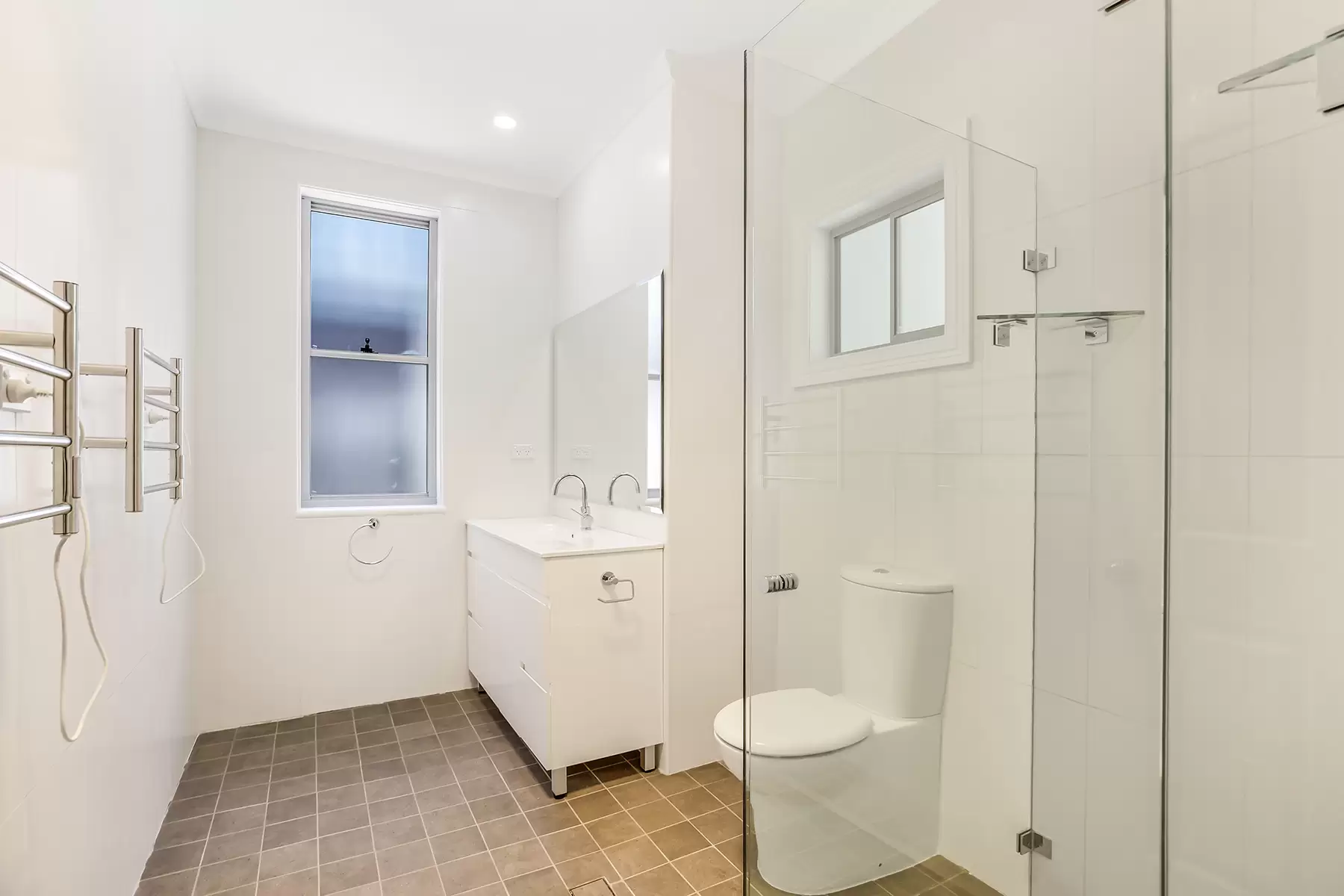 8 Carter Street, Bronte Leased by Bradfield Badgerfox - image 1