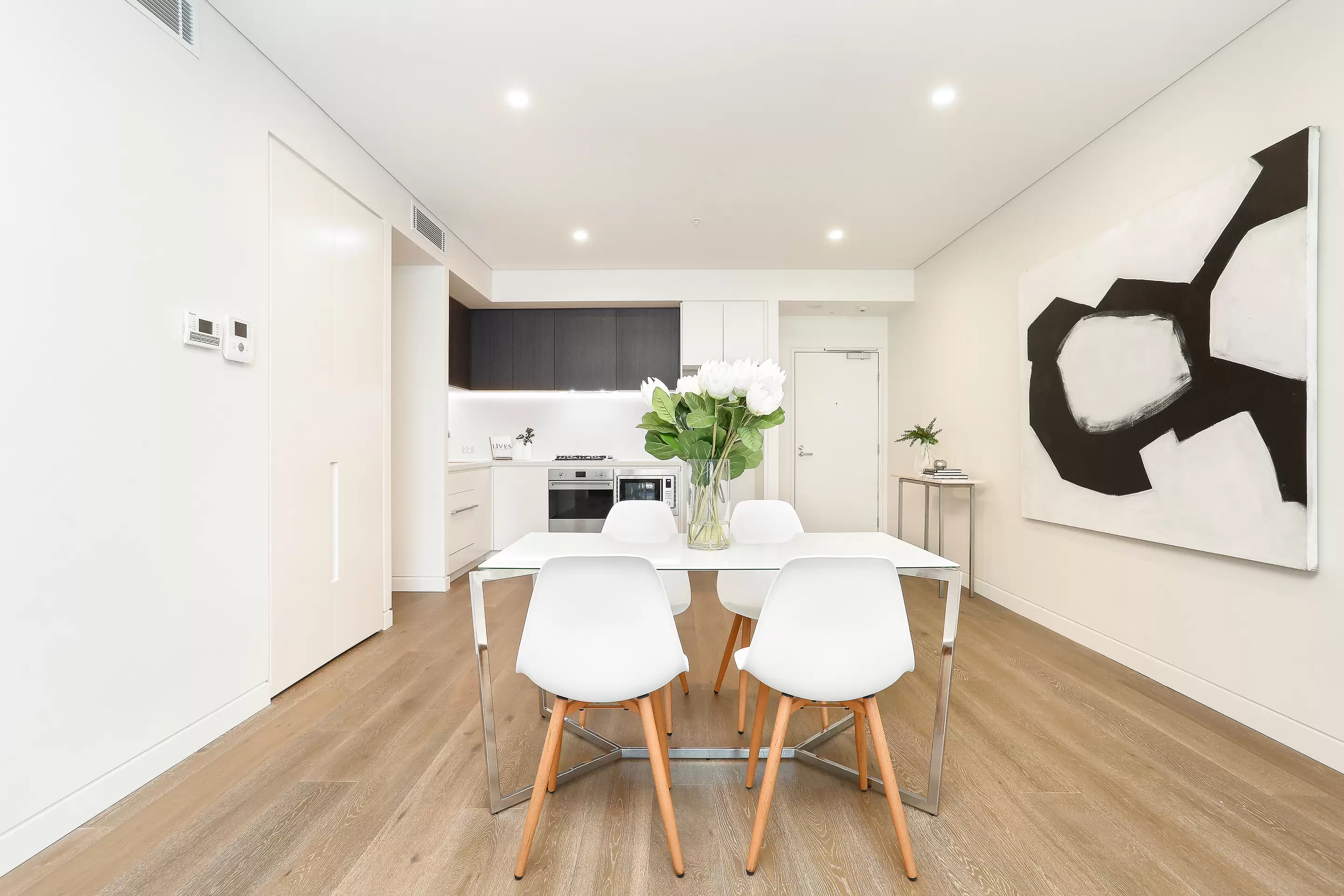 308/28 Albany Street, St Leonards Leased by Bradfield Badgerfox - image 1