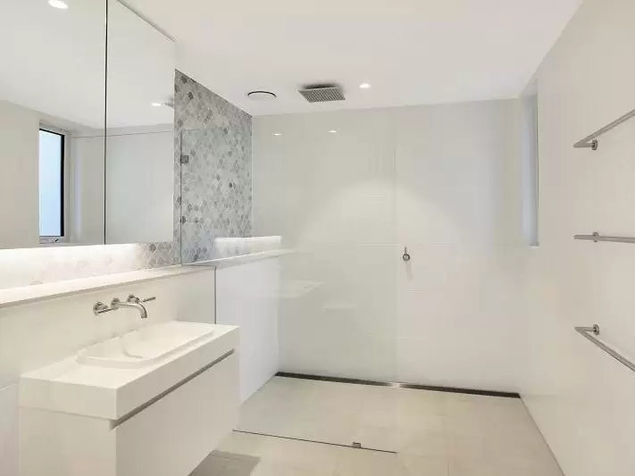 1/29A Bayview Street, Bronte Leased by Bradfield Badgerfox - image 1