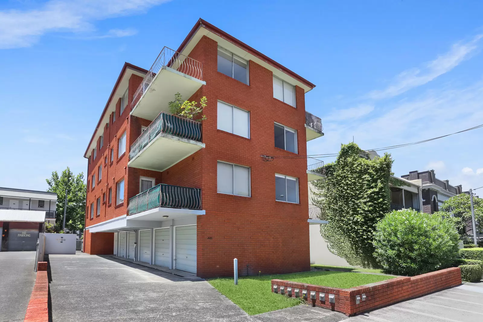 7/225 Avoca Street, Randwick Leased by Bradfield Badgerfox - image 1