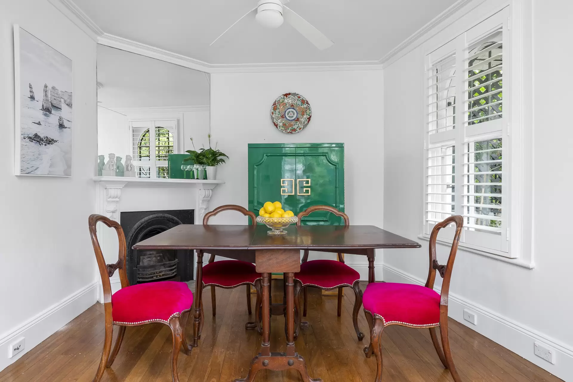 2 South Street, Edgecliff Leased by Bradfield Badgerfox - image 1