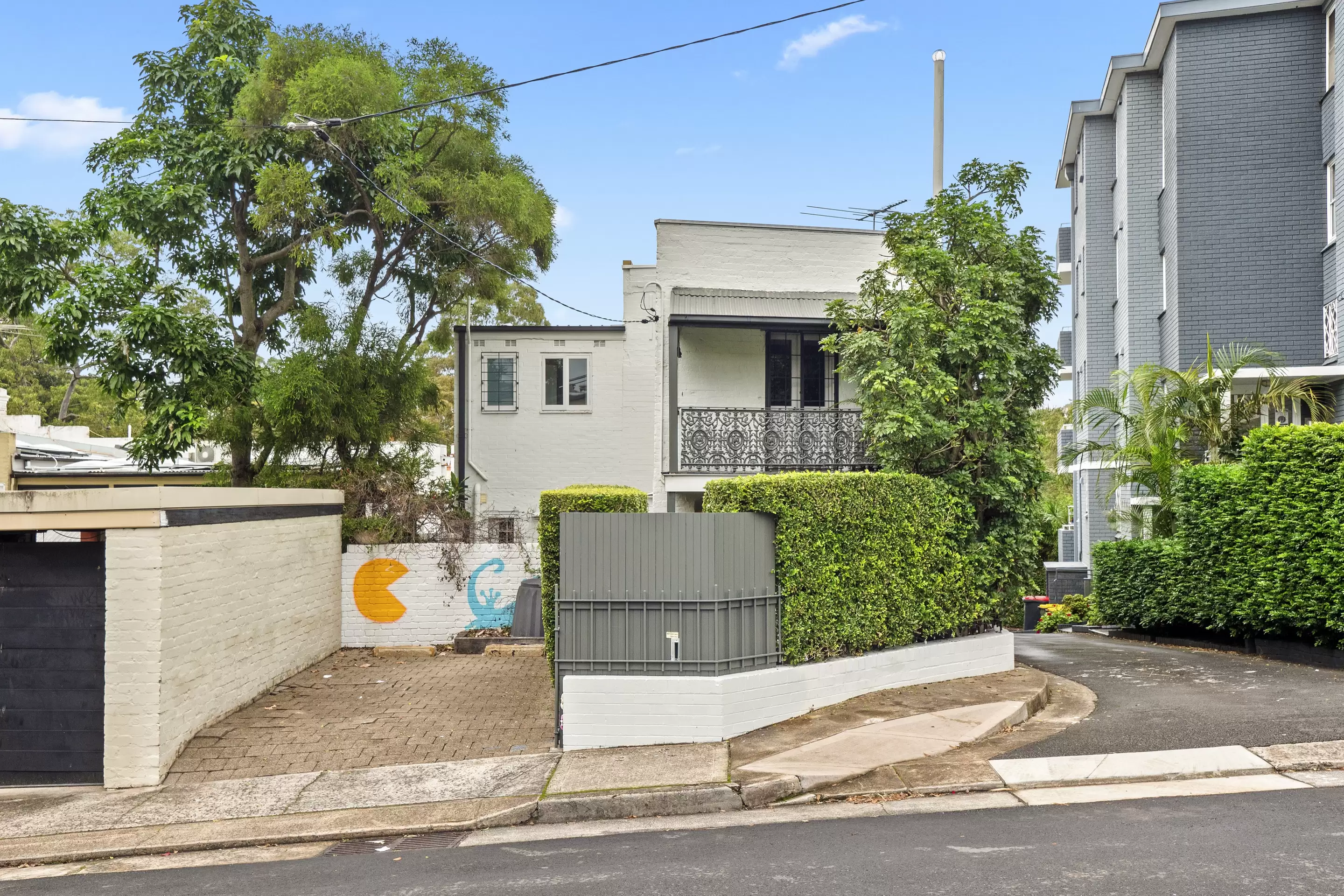 2 South Street, Edgecliff Leased by Bradfield Badgerfox - image 1