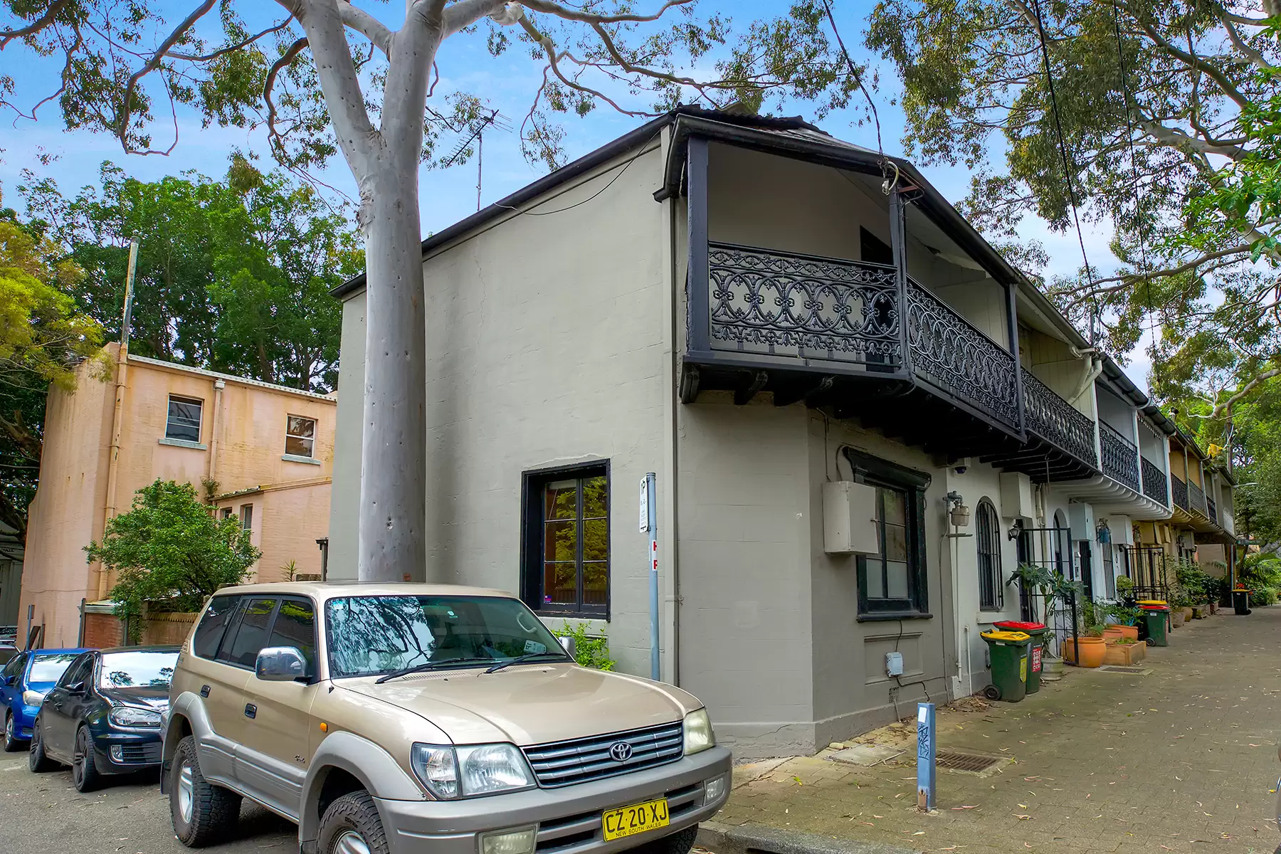 2 Little Napier Street, Paddington Leased by Bradfield Badgerfox - image 1