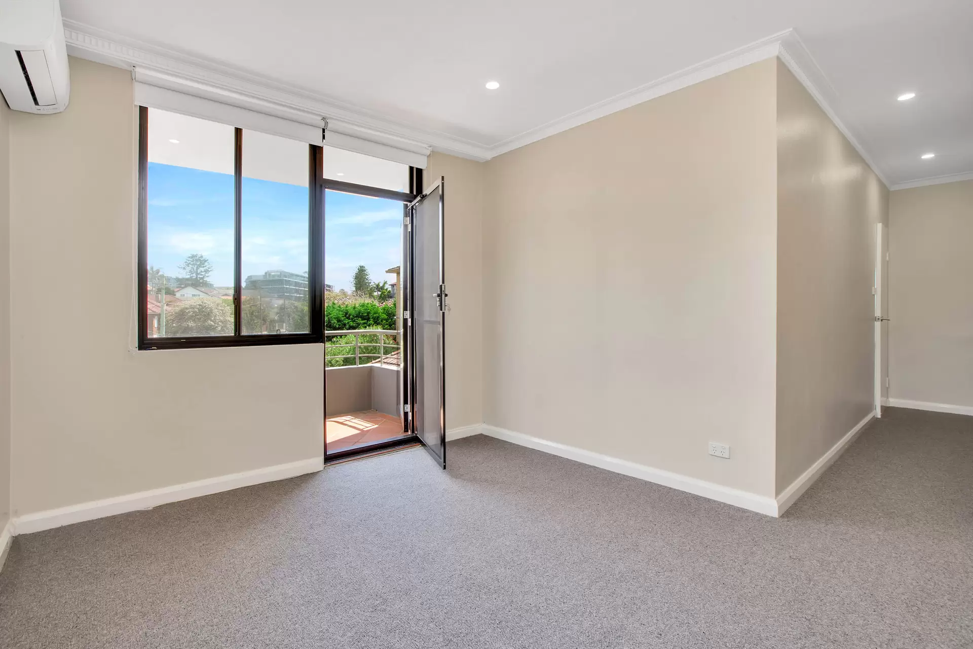 4/727 Old South Head Road, Vaucluse Leased by Bradfield Badgerfox - image 1