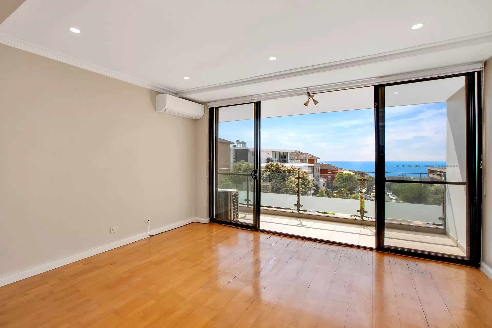 4/727 Old South Head Road, Vaucluse Leased by Bradfield Badgerfox - image 1