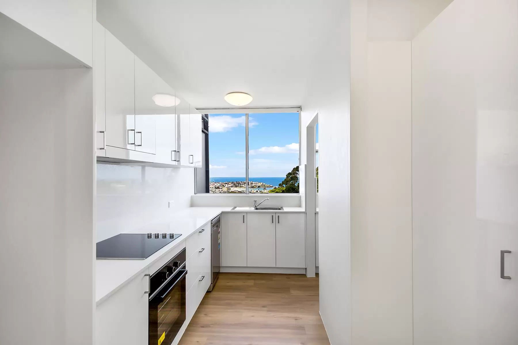 25/6 Ocean Street, Bondi Leased by Bradfield Badgerfox - image 1
