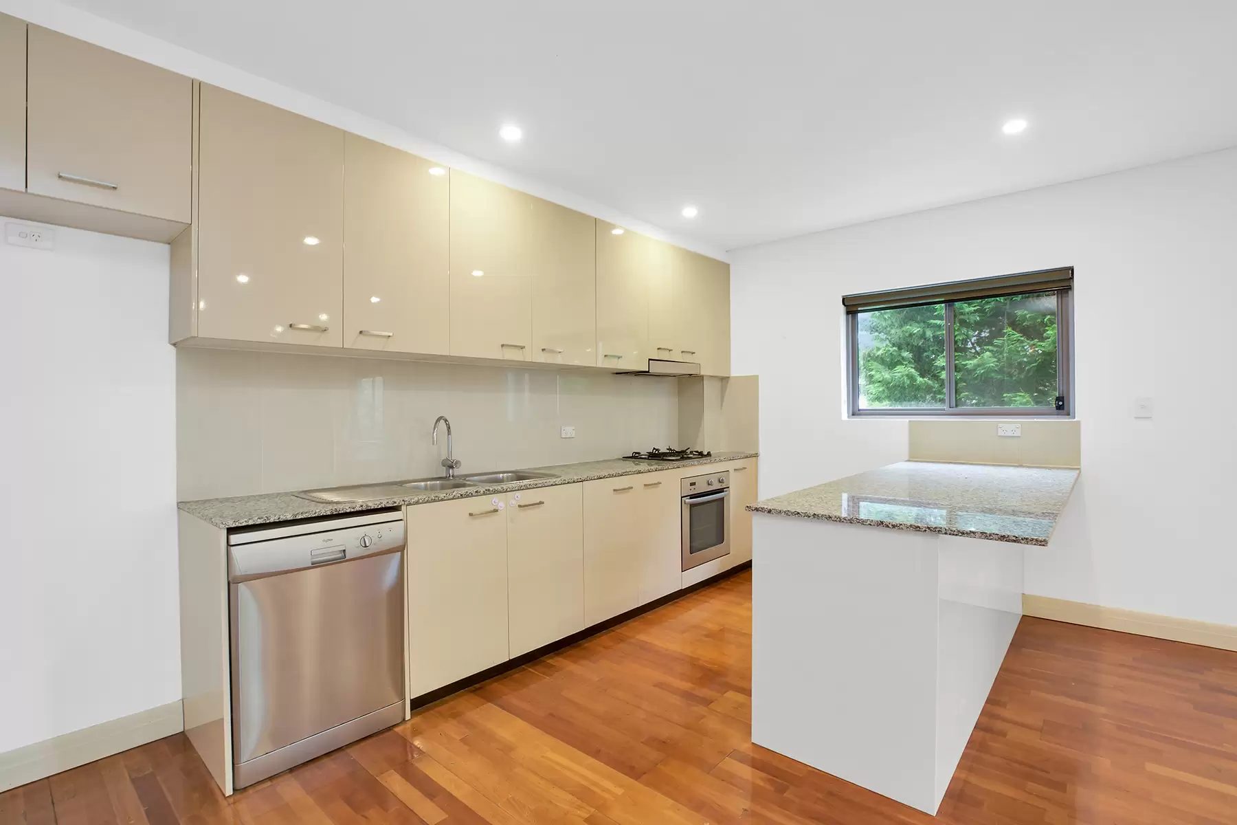 3/2 Balfour Road, Rose Bay Leased by Bradfield Badgerfox - image 1