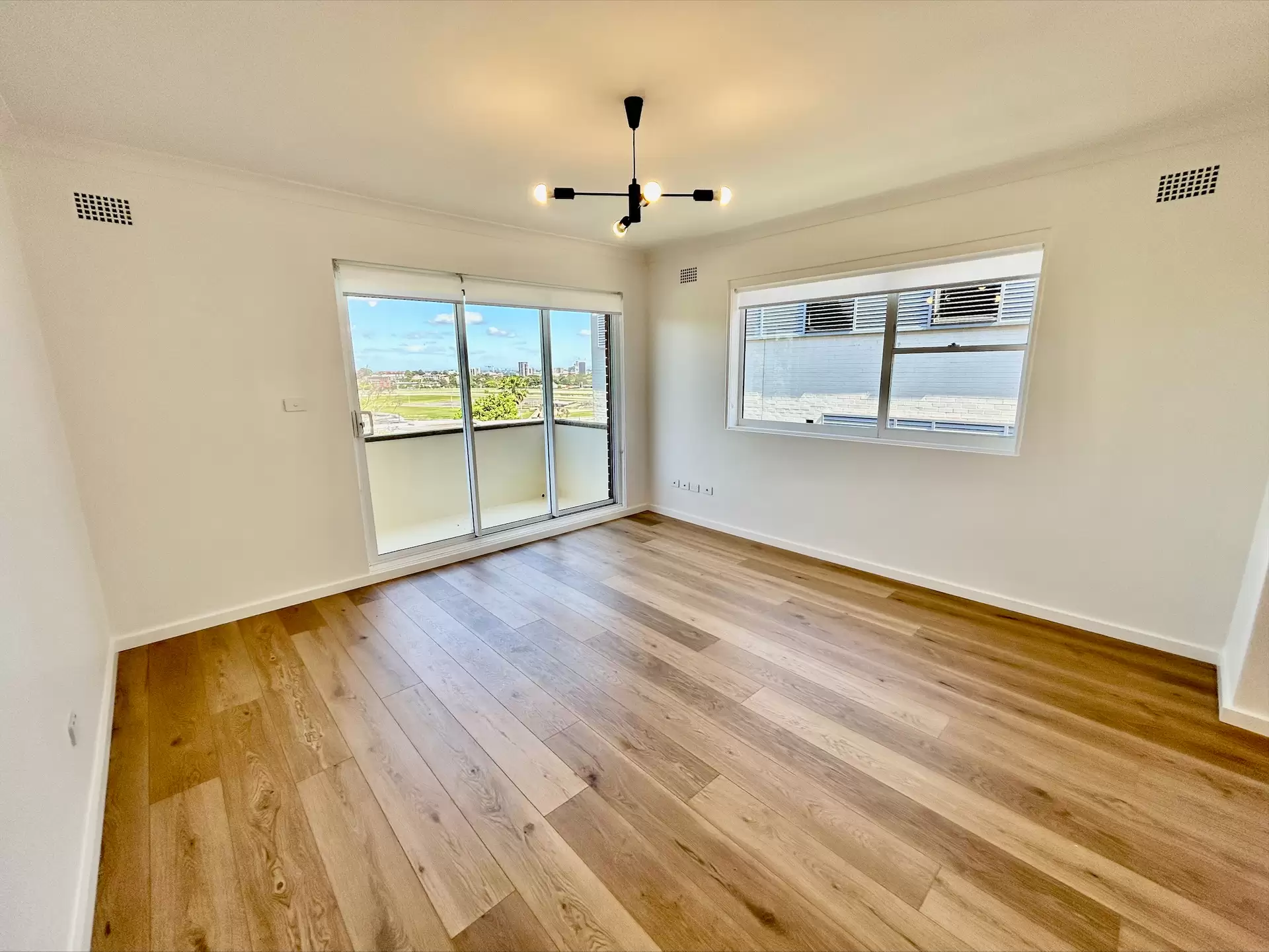 4/2 Holkham Avenue, Randwick Leased by Bradfield Badgerfox - image 1