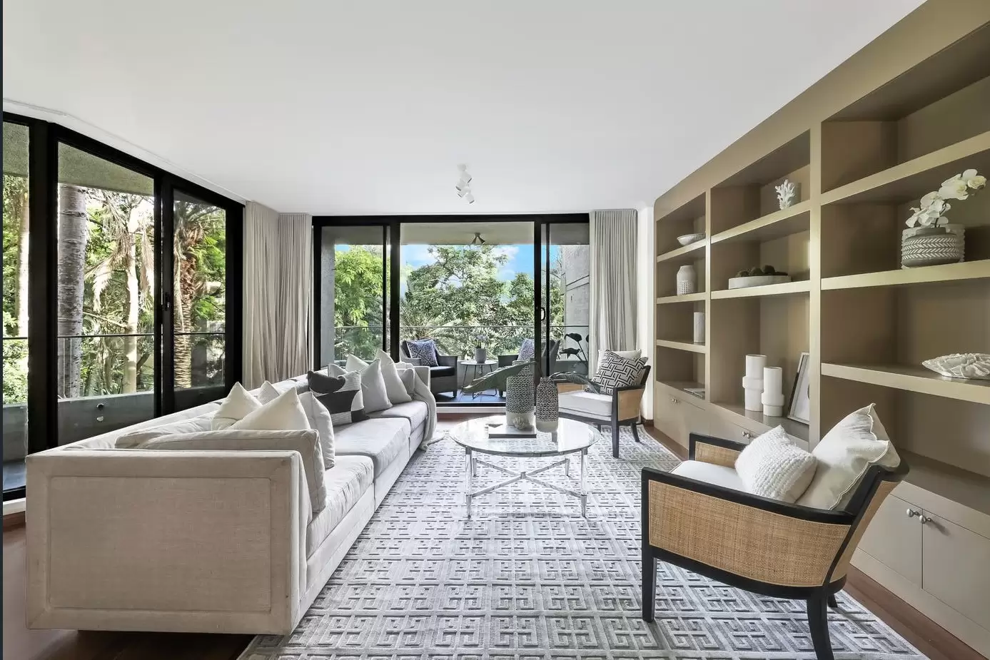 61/4 New McLean Street, Edgecliff Leased by Bradfield Badgerfox - image 1