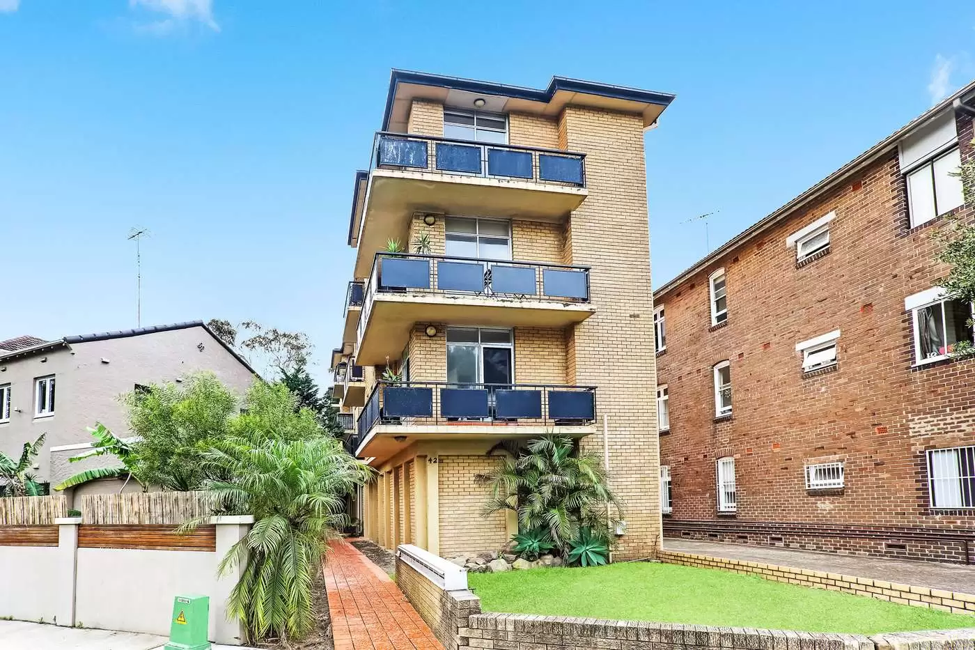 6/42 Blair Street, Bondi Beach Leased by Bradfield Badgerfox - image 1