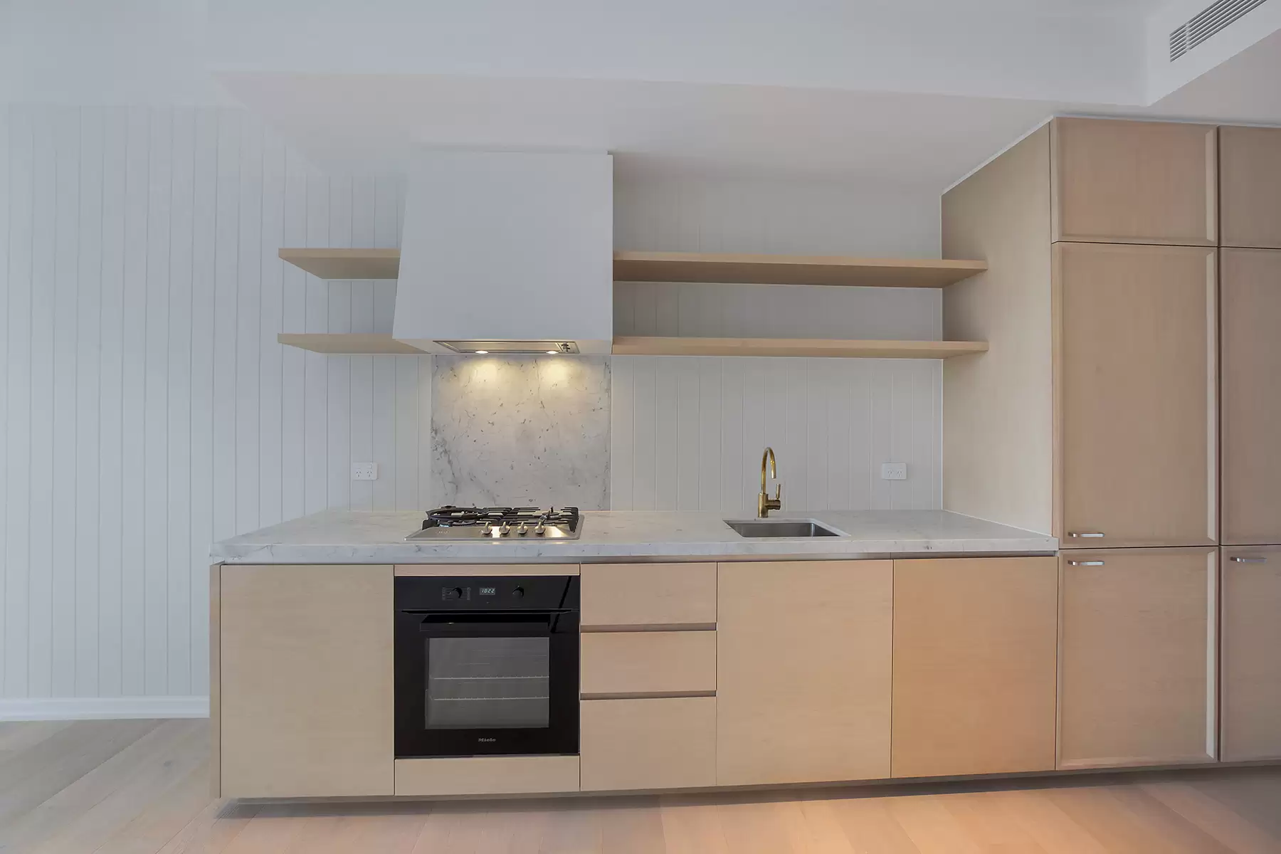 5.04/300 Oxford Street, Bondi Junction Leased by Bradfield Badgerfox - image 1