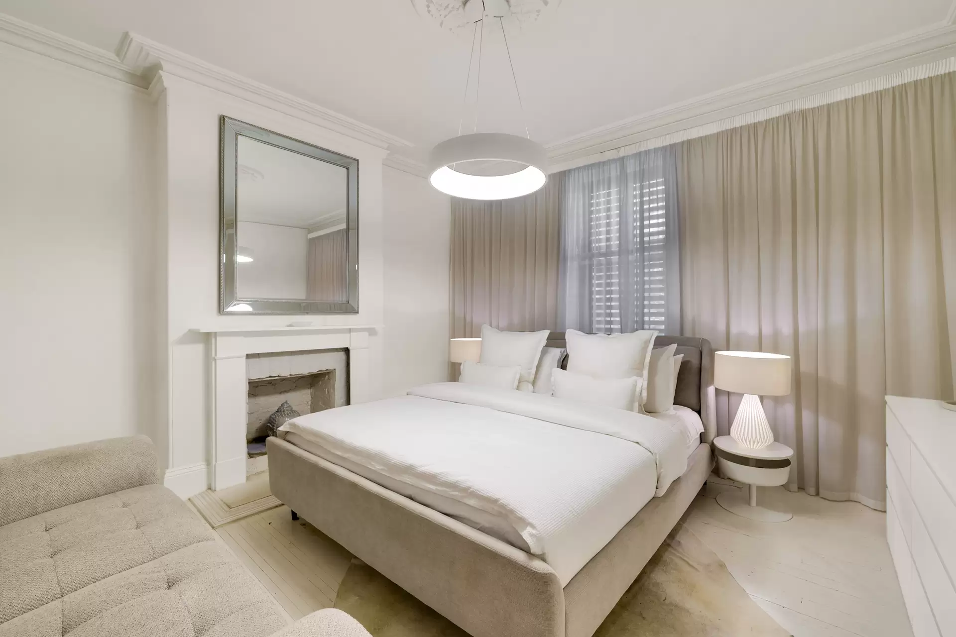 279 Forbes Street, Darlinghurst Leased by Bradfield Badgerfox - image 1
