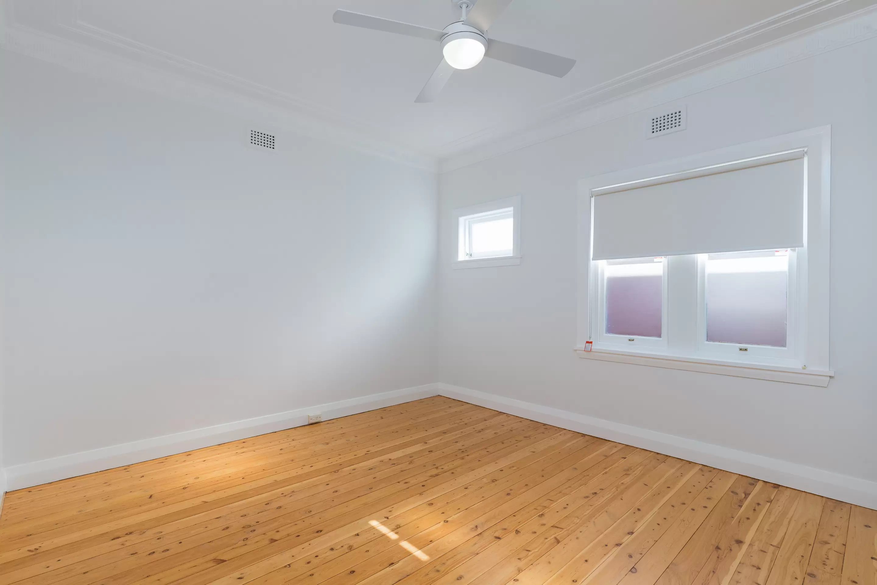 4/12 George Street, Randwick Leased by Bradfield Badgerfox - image 1