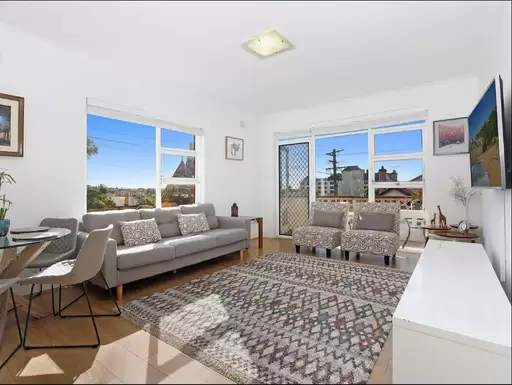 2/24 Carr Street, Coogee For Lease by Bradfield Badgerfox
