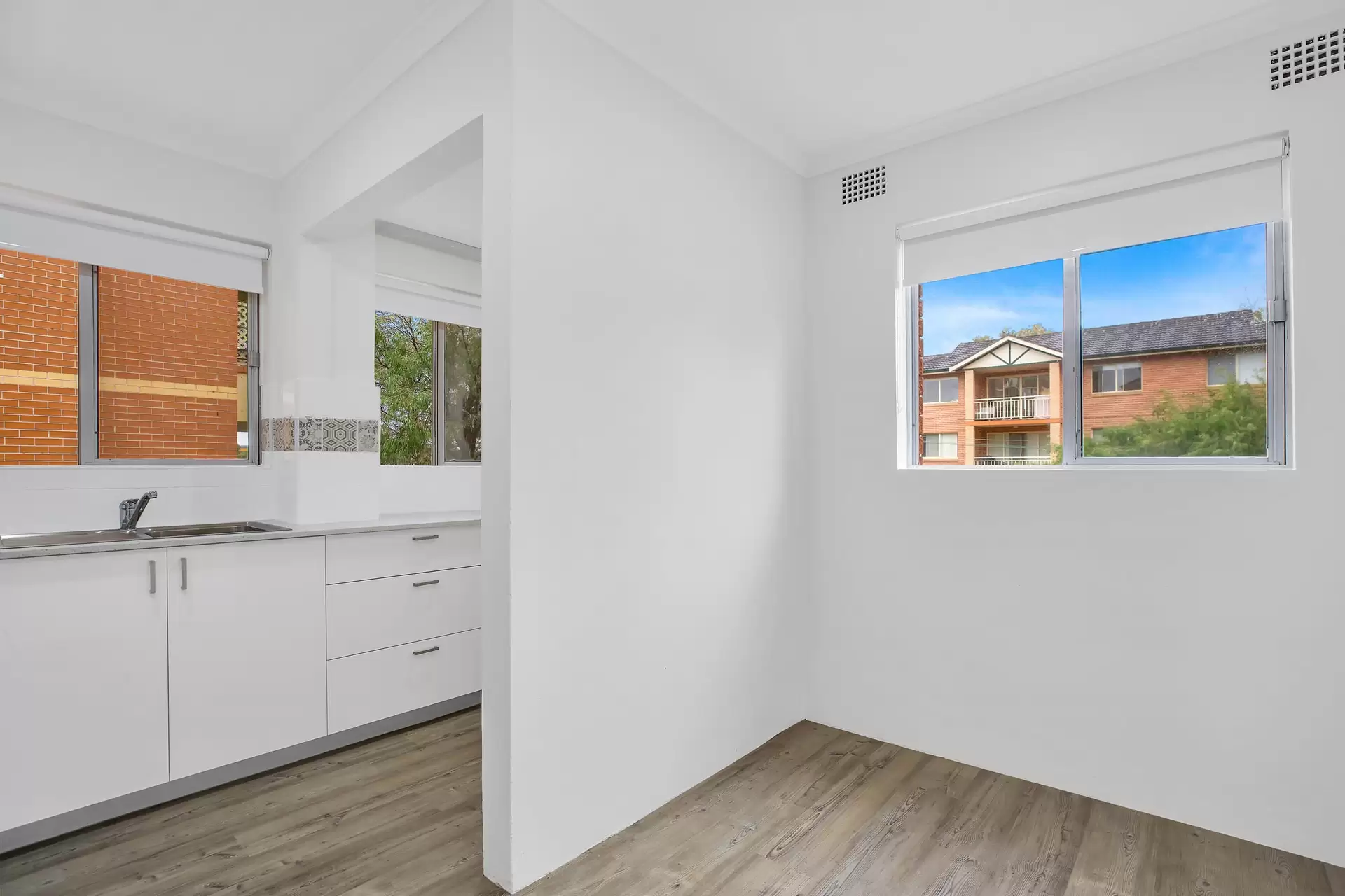 3/5 Salisbury Road, Kensington Leased by Bradfield Badgerfox - image 1