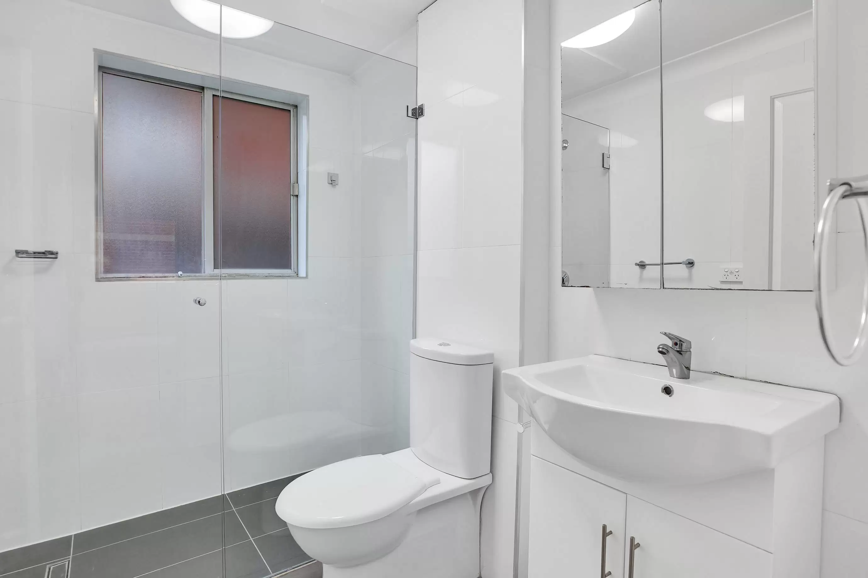 3/5 Salisbury Road, Kensington Leased by Bradfield Badgerfox - image 1