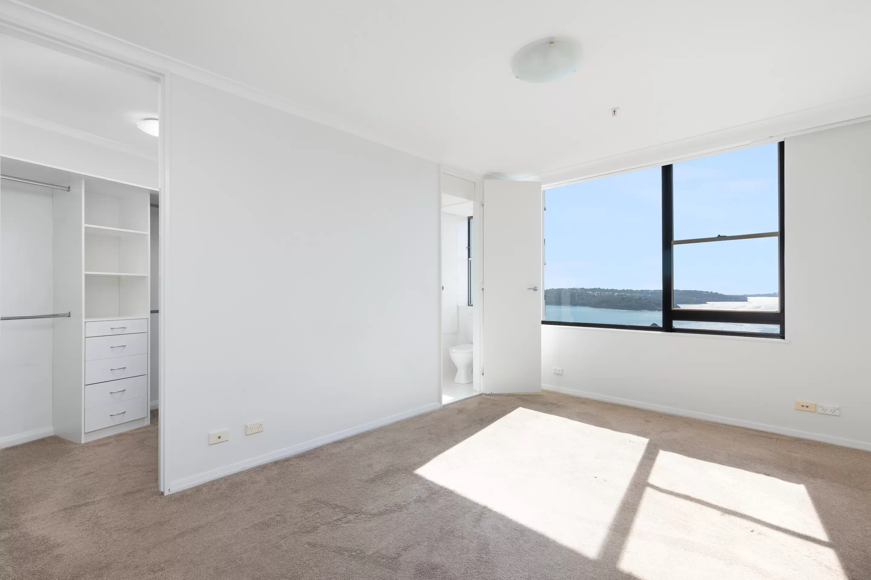 16C/5-11 Thornton Street, Darling Point Leased by Bradfield Badgerfox - image 1