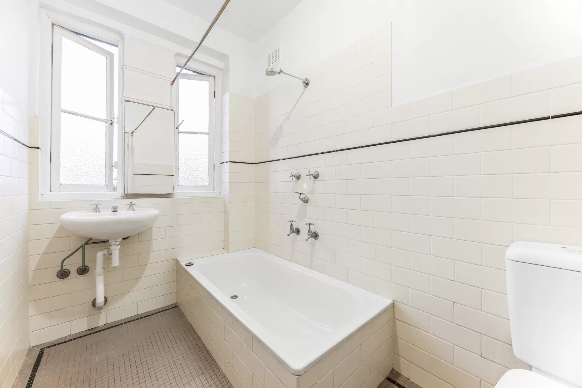 7/233 Edgecliff Road, Woollahra Leased by Bradfield Badgerfox - image 1