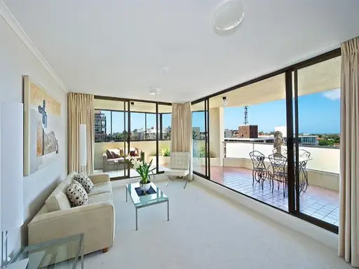 1001/1 Hollywood Avenue, Bondi Junction Sold by Bradfield Badgerfox