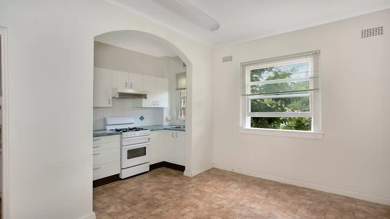 8/4 Norwich Road, Rose Bay Leased by Bradfield Badgerfox - image 1