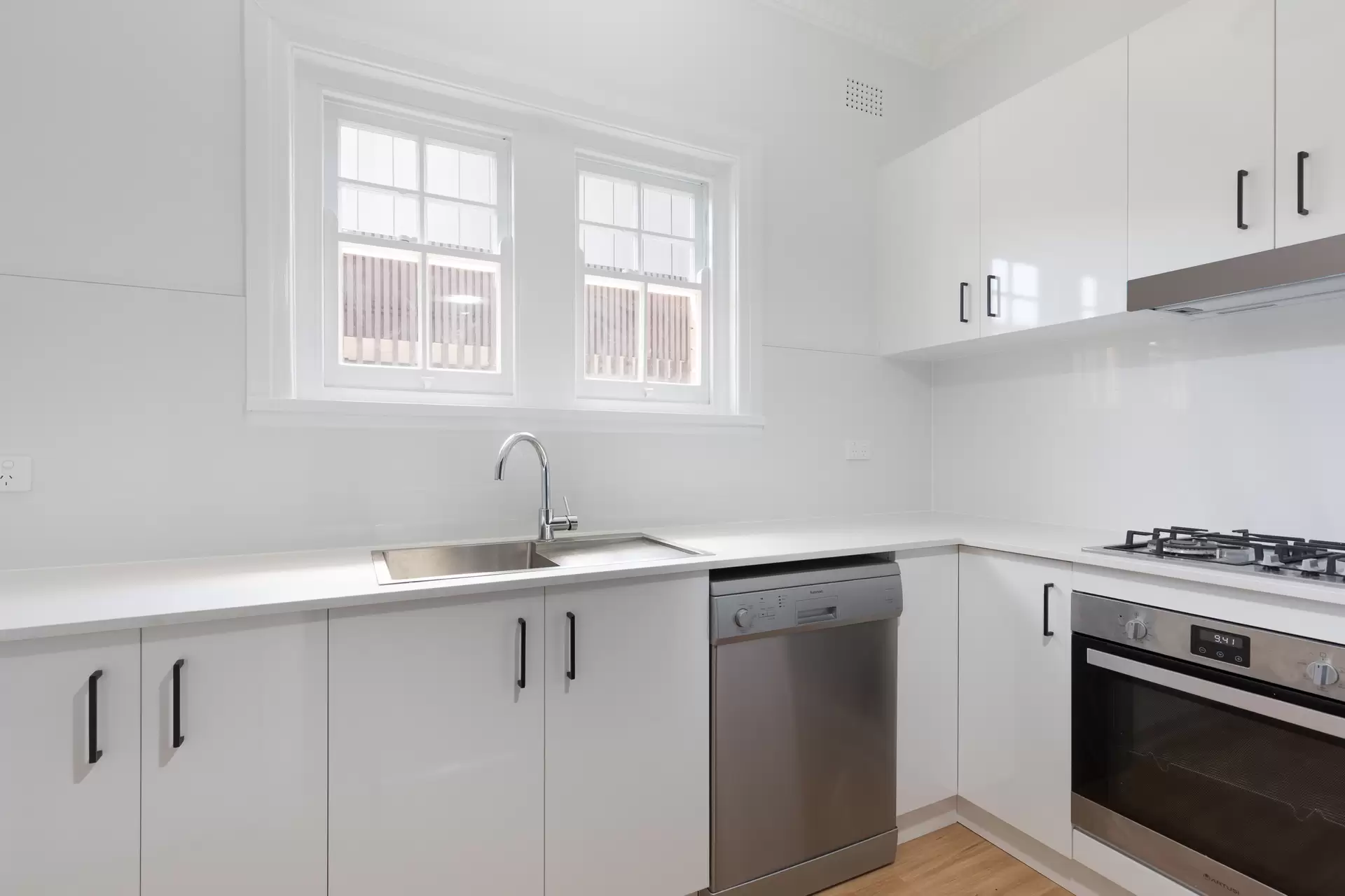 4/658a New South Head Road, Rose Bay For Lease by Bradfield Badgerfox - image 1