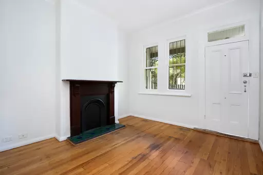 53 Kent Street, Newtown For Lease by Bradfield Badgerfox