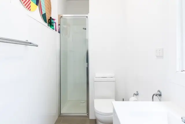 326 Crown Street, Surry Hills Leased by Bradfield Badgerfox - image 1