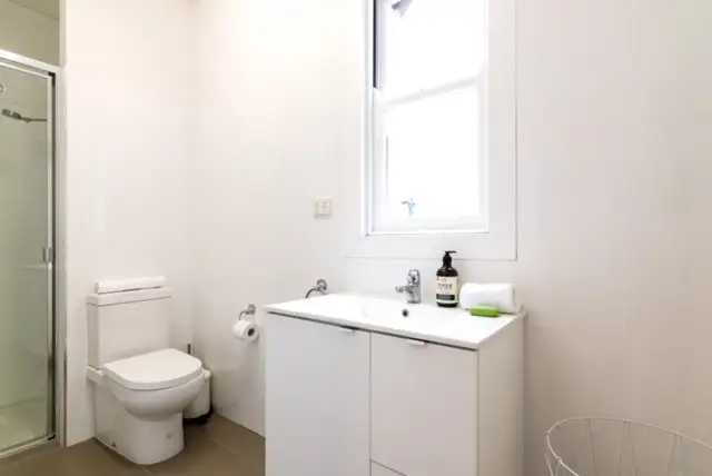 326 Crown Street, Surry Hills Leased by Bradfield Badgerfox - image 1