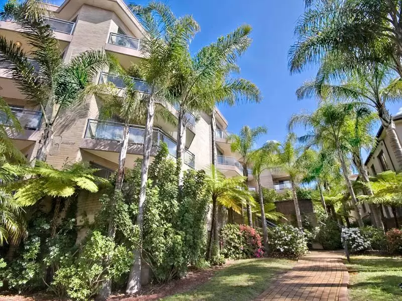 11/156 Old South Head Road, Bellevue Hill Leased by Bradfield Badgerfox - image 1