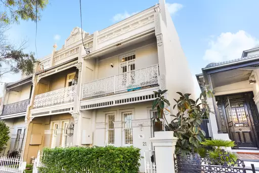 21 Junction Street, Woollahra Leased by Bradfield Badgerfox